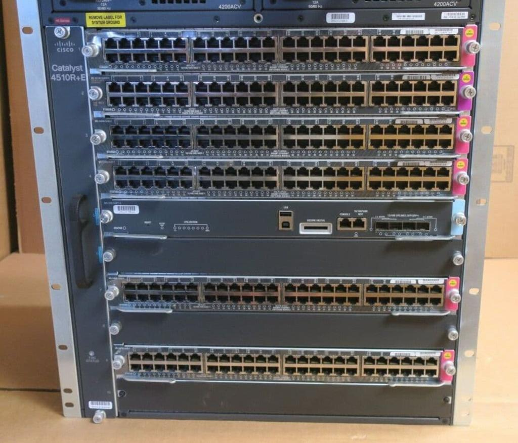 Cisco Catalyst 4510R image 2